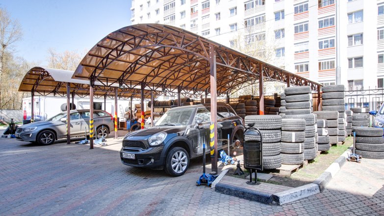 Автокомплекс Диск77 на улице Саляма Адиля