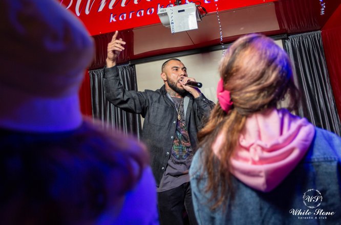 Бар-клуб White Stone на Белокаменном шоссе, вл4б в Видном