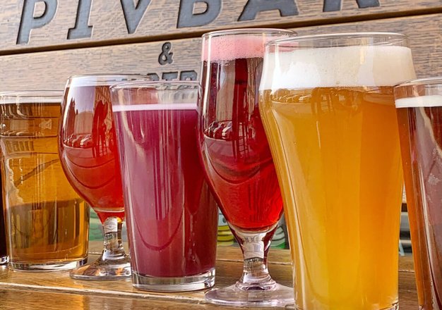 Бар Pivbar на метро Улица 1905 года