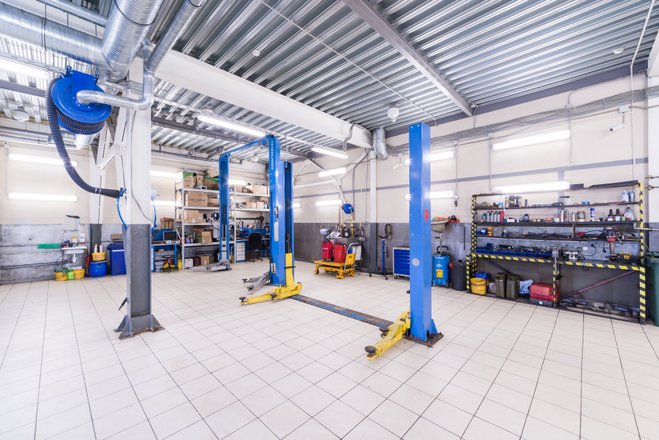 Автосервис А-Сервис на пересечении Варшавского шоссе и МКАДа