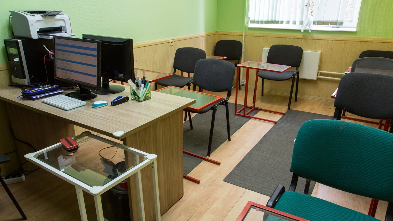 Курсы английского и китайского Глоссологус на метро Люблино