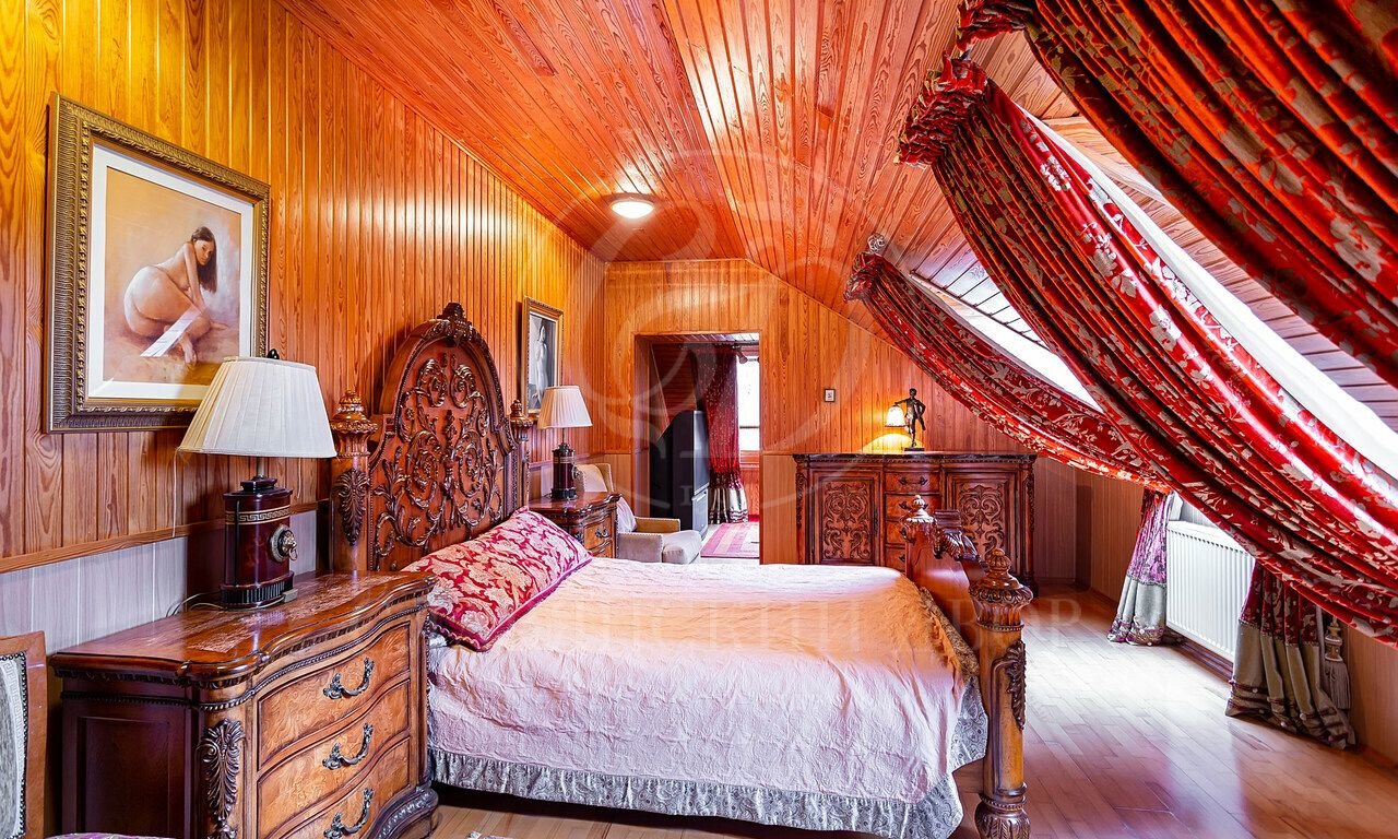 Агентство элитной недвижимости Славянский Двор на метро Кропоткинская