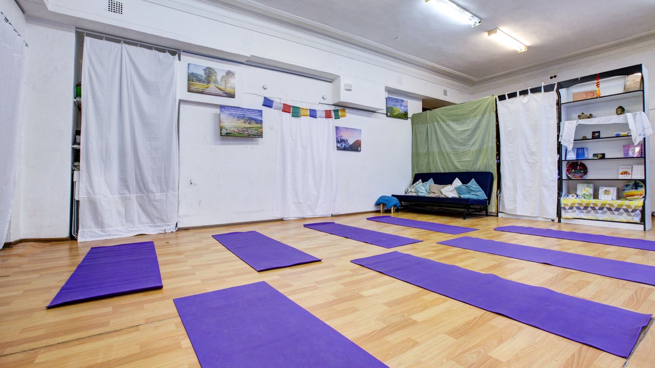 Йога-центр OUM.RU на набережной Котельническая