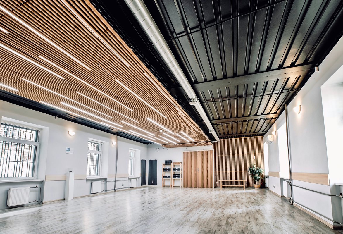 Центр развития Вершина на метро Красные ворота						

			Расписание занятий
			центра развития Вершина на метро Красные ворота