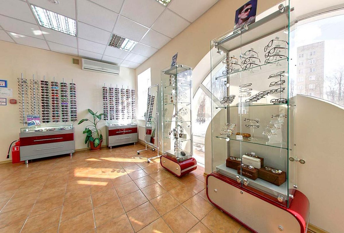 Сеть салонов оптики Оптика Фаворит на улице Лермонтова в Дзержинском